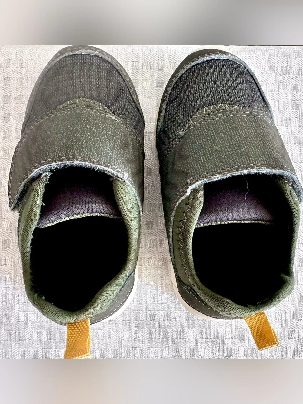 Carter’s Toddler Boys Sneakers Size 6 Gray Olive Green Hook & Loop Shoes